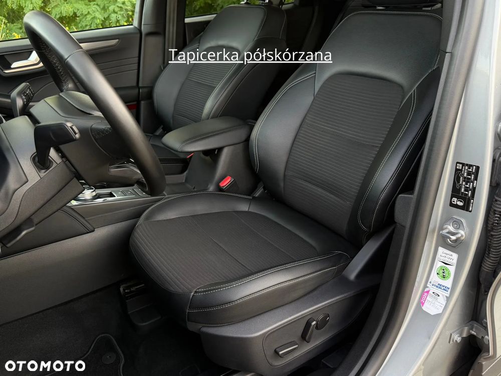 Ford Kuga 2.0 EcoBlue 4x4 TITANIUM - 29
