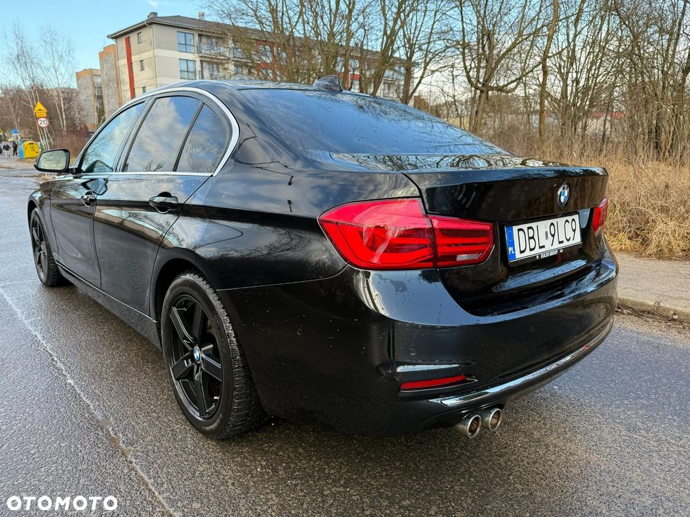 BMW Seria 3 320d Edition Luxury Line Purity - 2