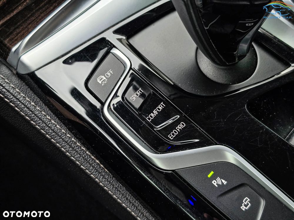 BMW Seria 5 520d xDrive Sport Line - 39
