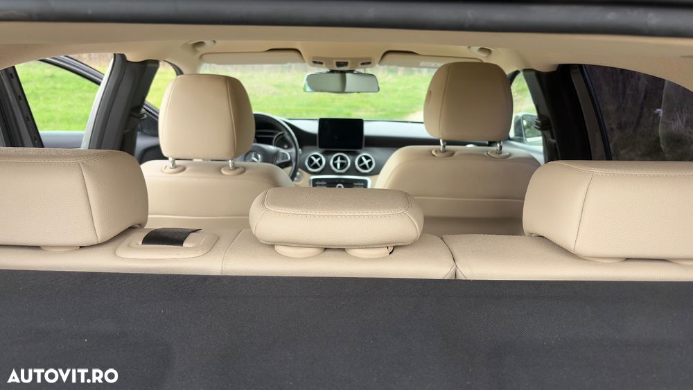 Mercedes-Benz GLA - 20