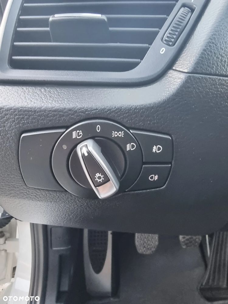 BMW X1 xDrive18d - 28