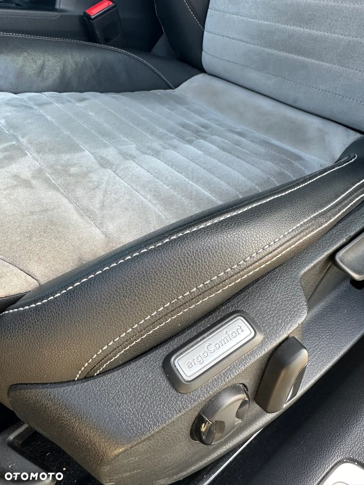 Volkswagen Passat 1.8 TSI BMT Highline DSG - 36