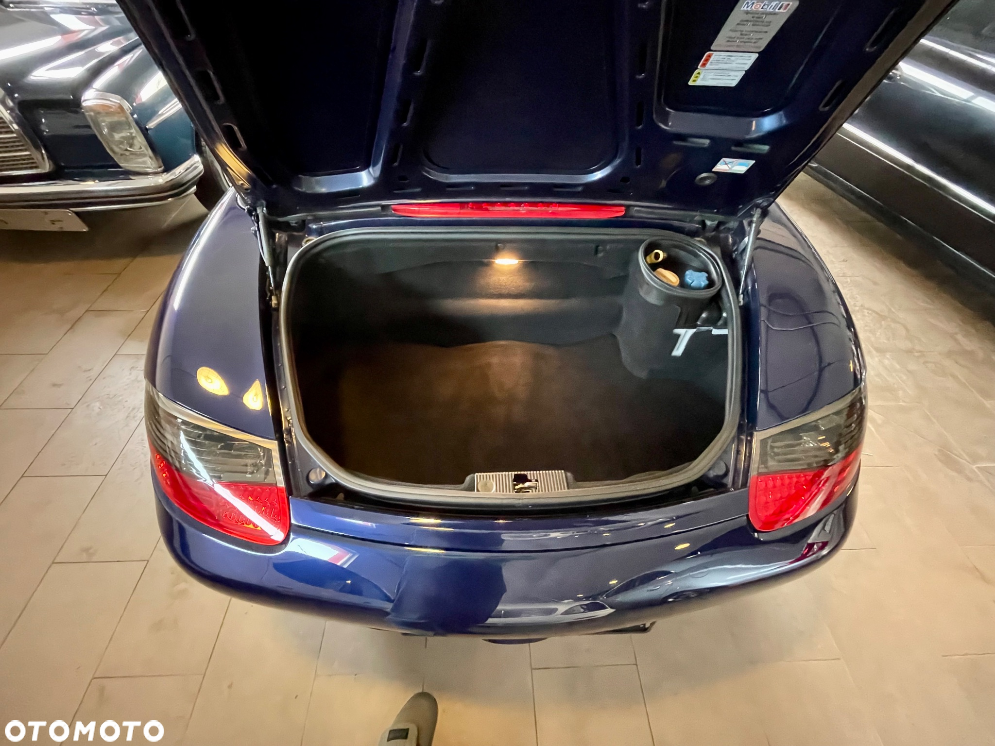 Porsche Boxster - 18