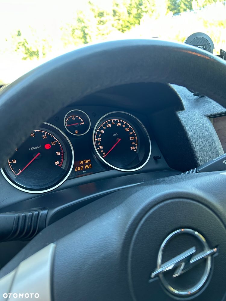 Opel Astra - 9