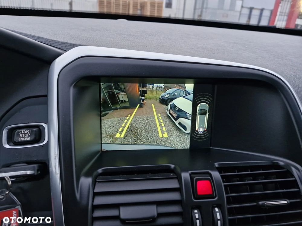 Volvo XC 60 D3 Momentum - 9