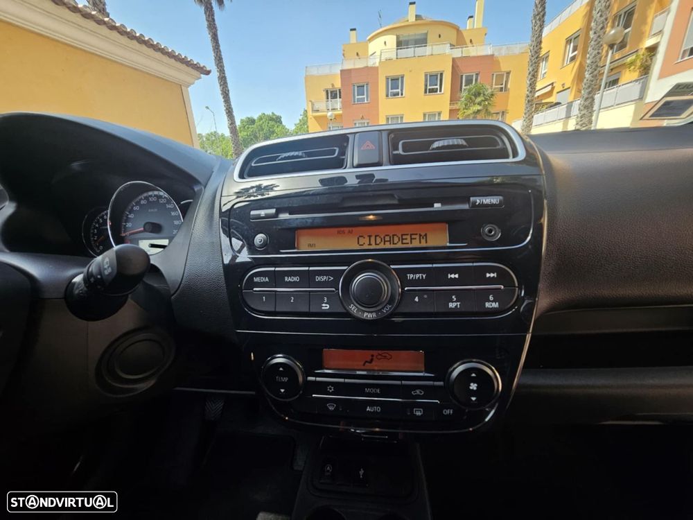 Mitsubishi Space Star 1.2 Intense Connect Edition - 9