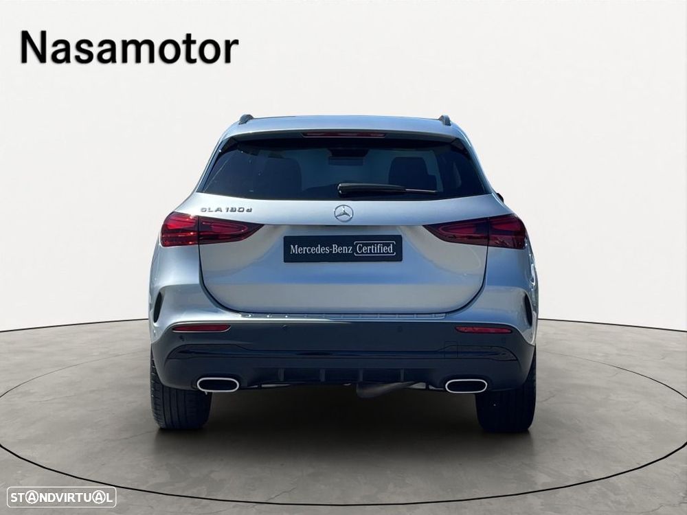 Mercedes-Benz GLA 180 d - 3