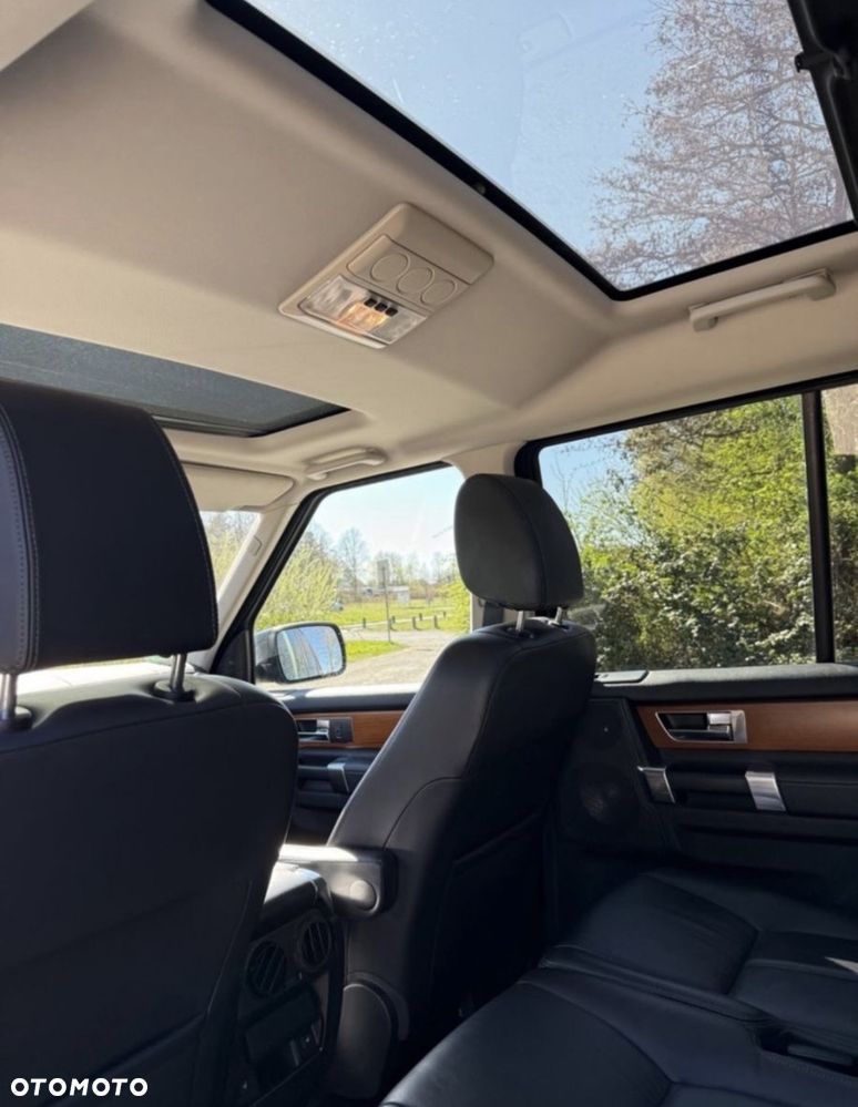Land Rover Discovery 3.0D V6 HSE - 10