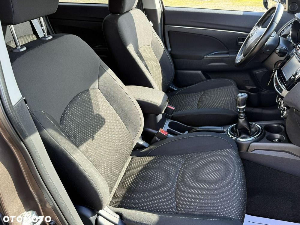 Mitsubishi ASX - 30