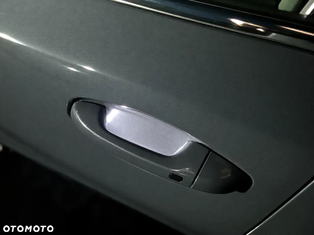 Kia Ceed - 10