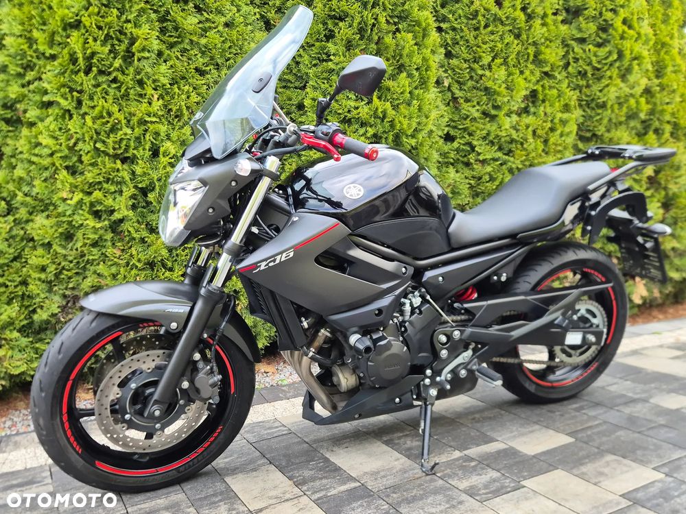 Yamaha XJ - 4