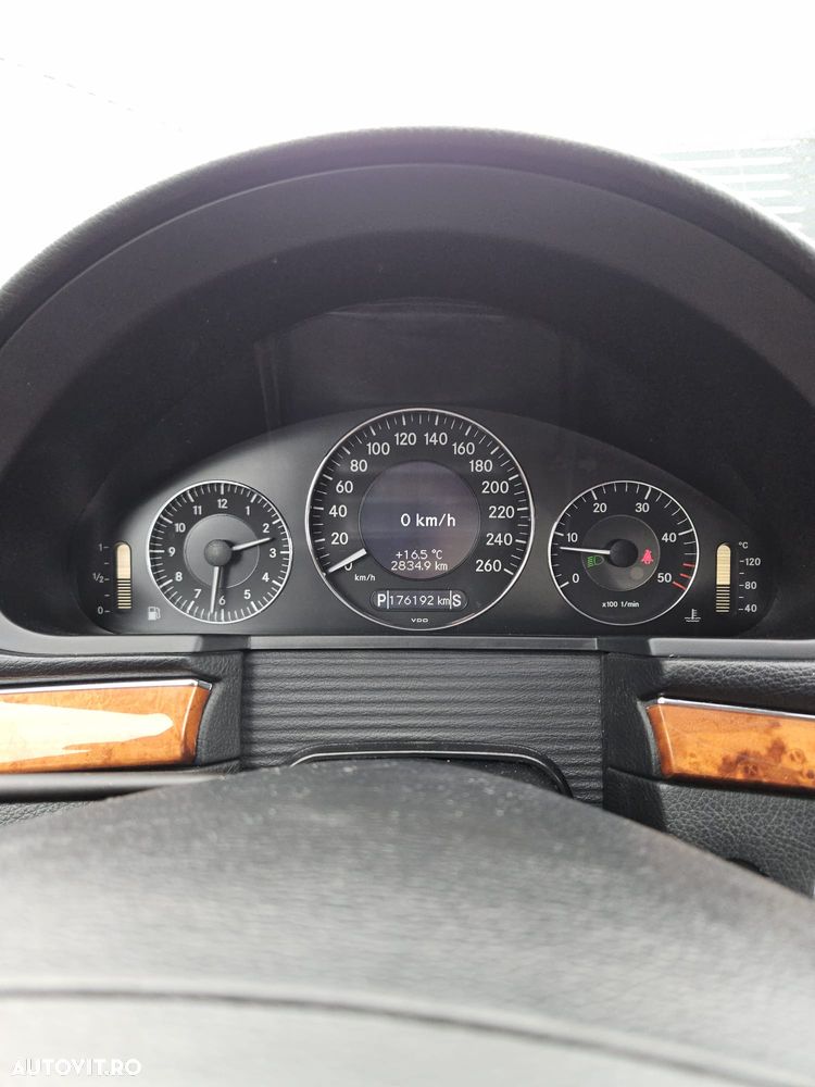 Mercedes-Benz E 220 CDI Automatik Elegance DPF - 12