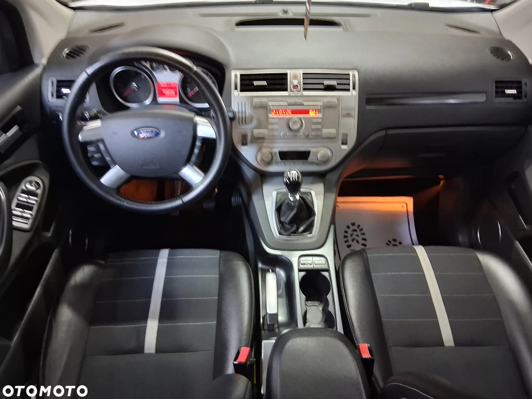 Ford Kuga 2.0 TDCi 4WD Trend - 8