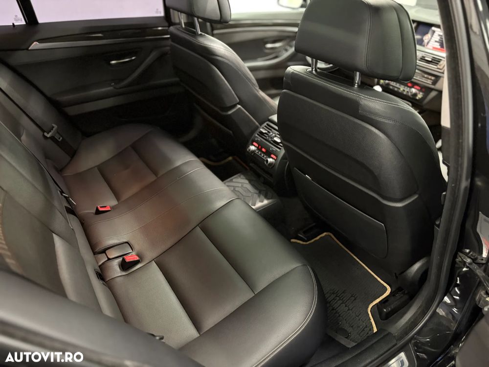BMW Seria 5 525d xDrive Aut. Luxury Line - 22