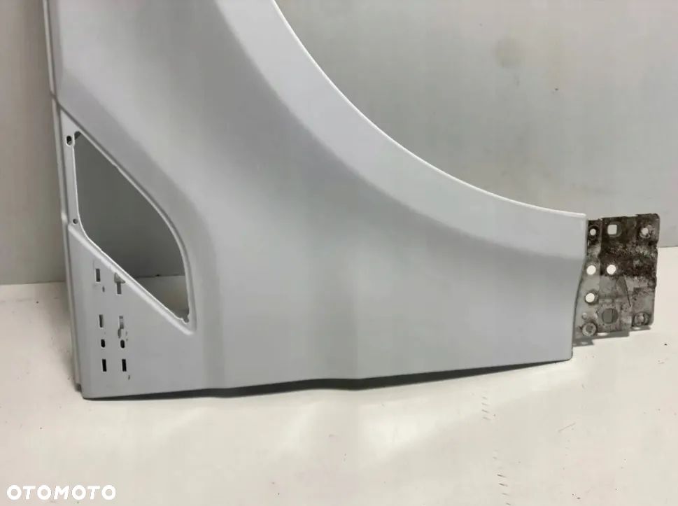 Błotnik Prawy przód Range Rover Sport II l494 Kolor Fuji white 867 - 3