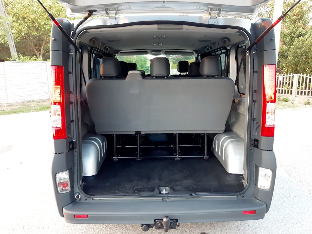 Renault Trafic L1H1 Passenger Lux - 20