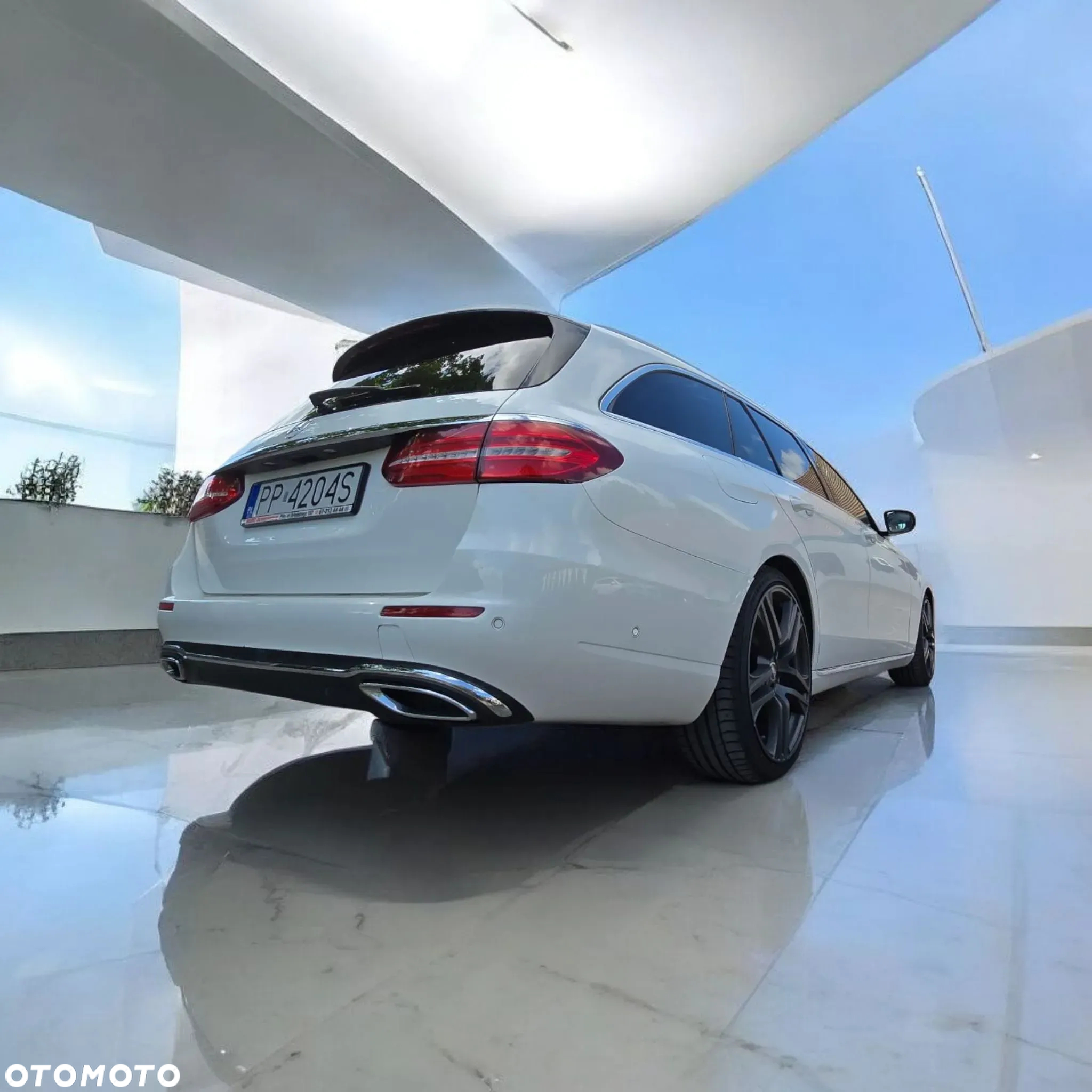 Mercedes-Benz Klasa E 220 d 9G-TRONIC - 5