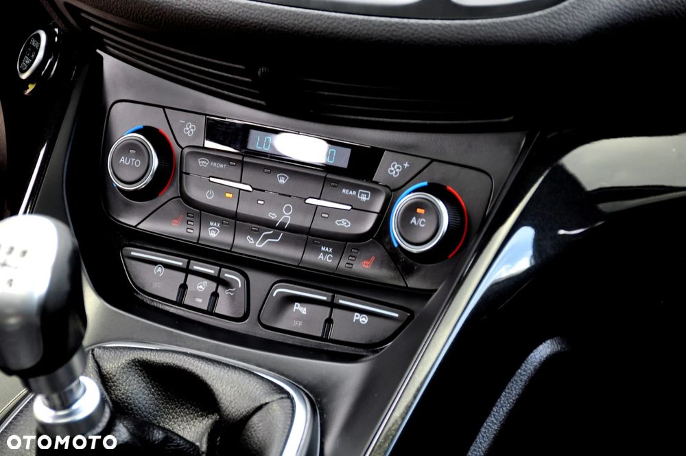 Ford Kuga 1.5 EcoBoost FWD ST-Line ASS MMT6 - 33