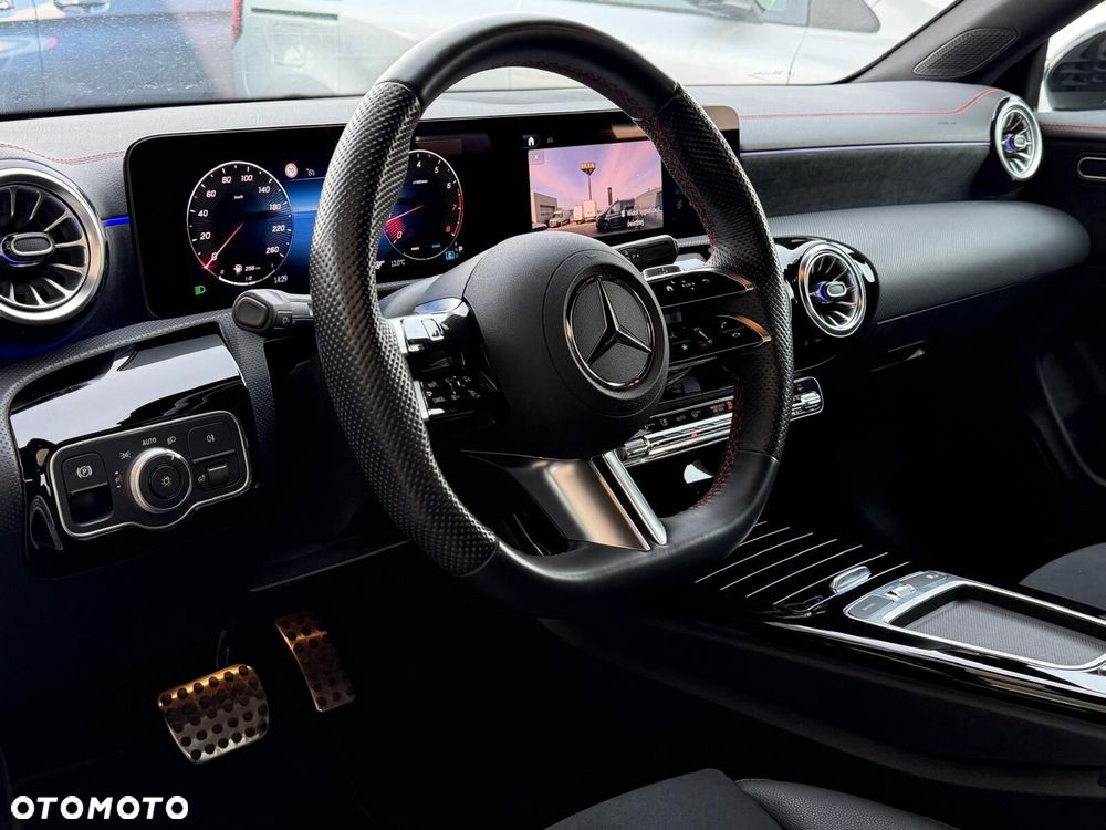 Mercedes-Benz CLA - 19