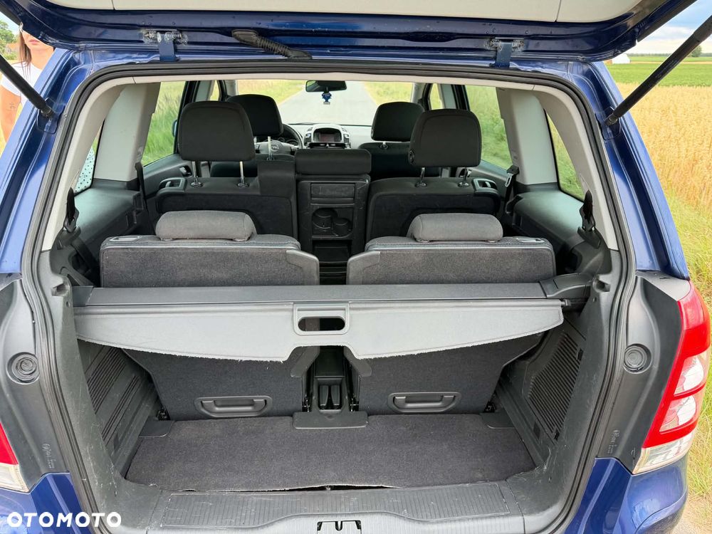 Opel Zafira - 7