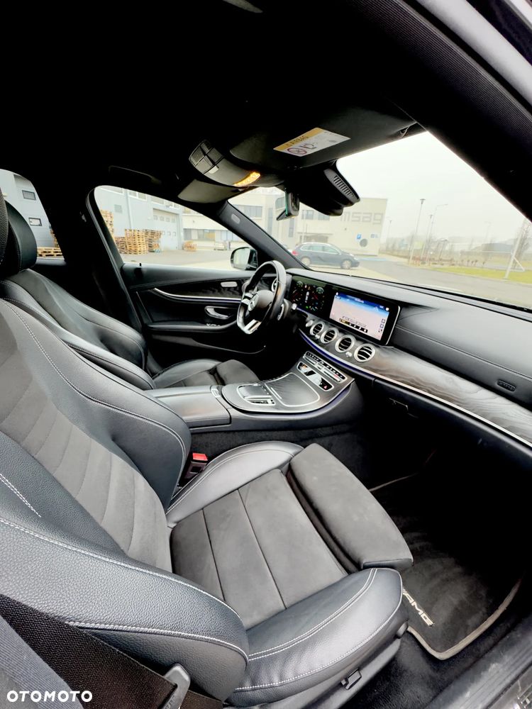 Mercedes-Benz Klasa E 300 de Business Edition - 14