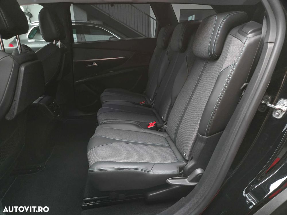 Peugeot 5008 - 23