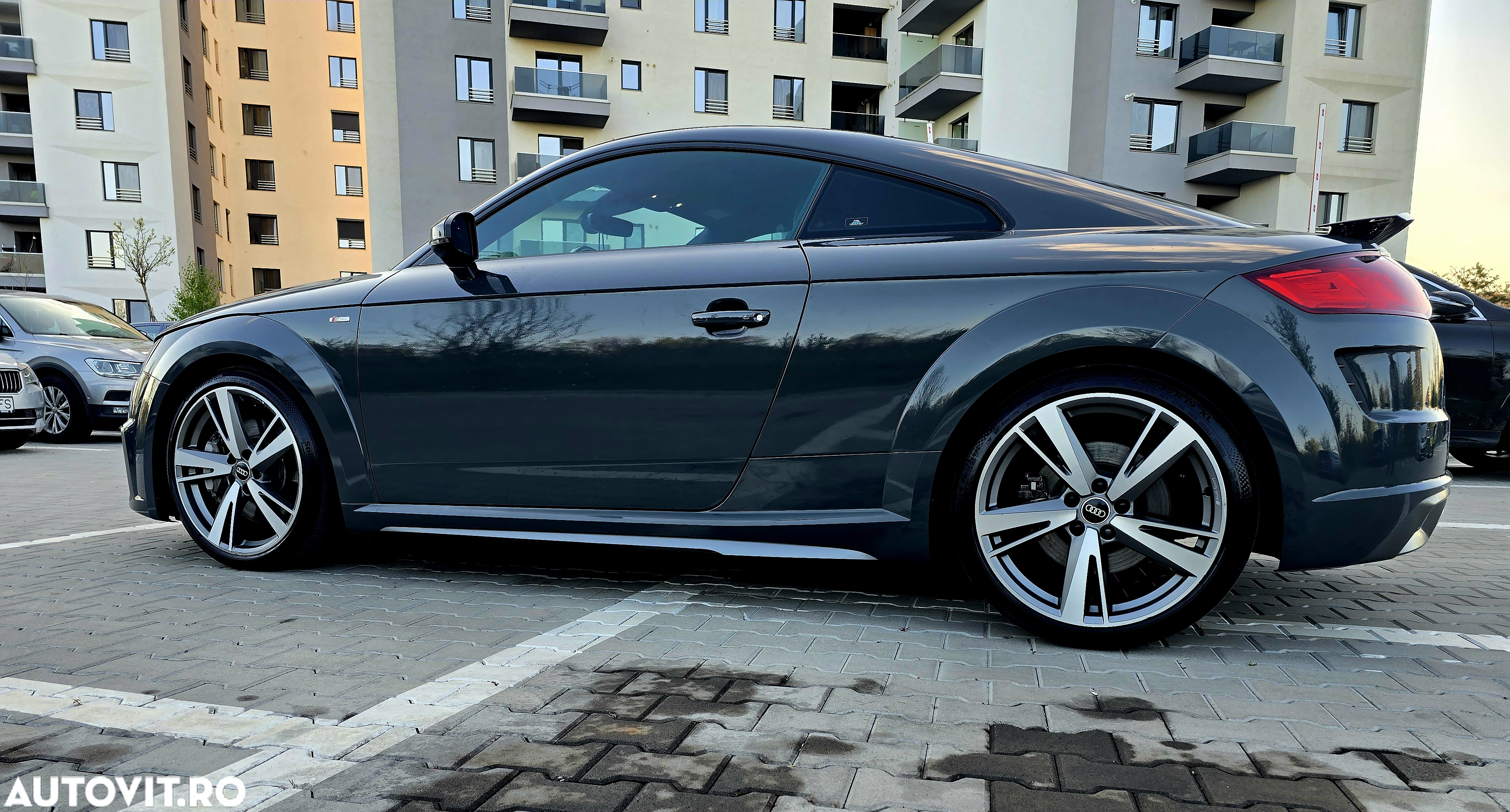 Audi TT Coupe 2.0 TFSI Stronic quattro - 3