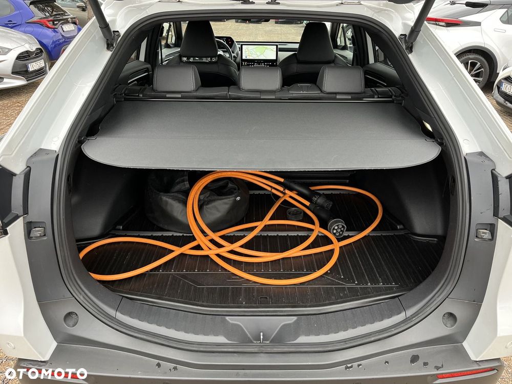 Toyota bZ4X 71.4kWh 4x4 Prestige - 32