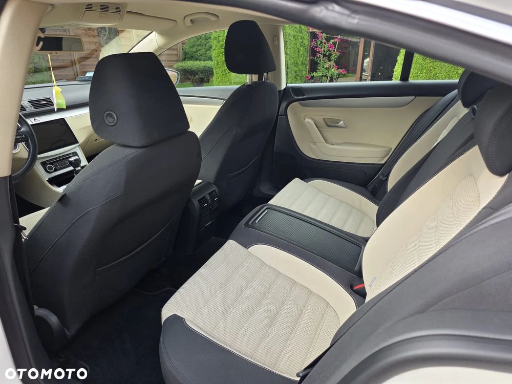 Volkswagen CC - 9