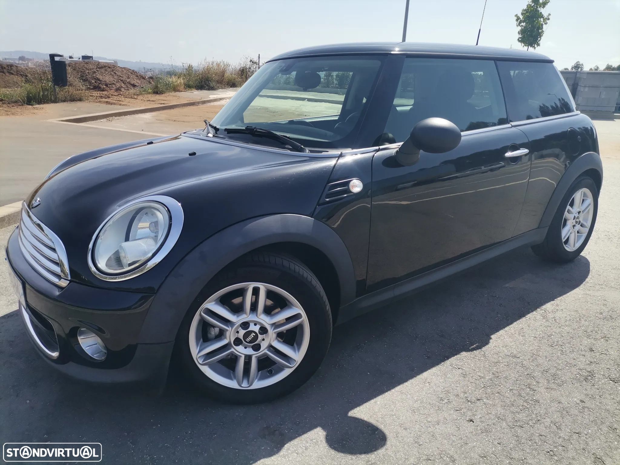 MINI 3 Portas One D - 9