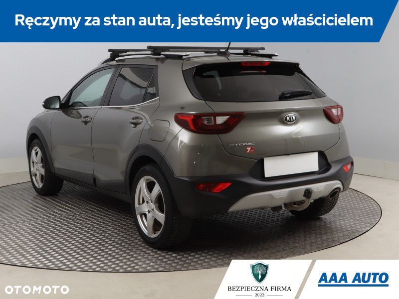 Kia Stonic - 6