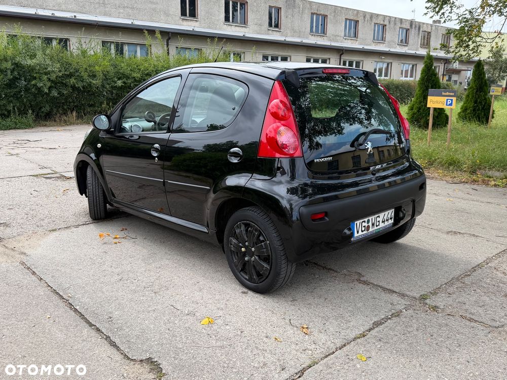 Peugeot 107 70 Black&Silver - 31