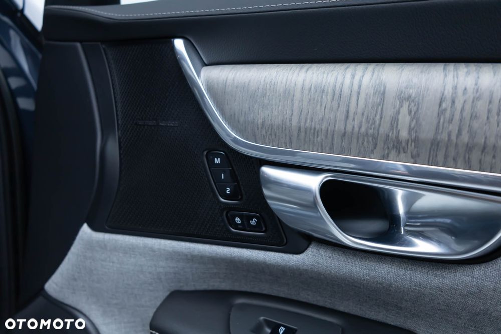 Volvo V90 T8 AWD Plug-In Hybrid Ultimate Bright - 38