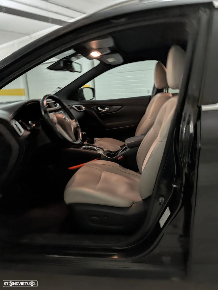 Nissan Qashqai 1.6 dCi Tekna 19 Alcantara Xtronic - 13