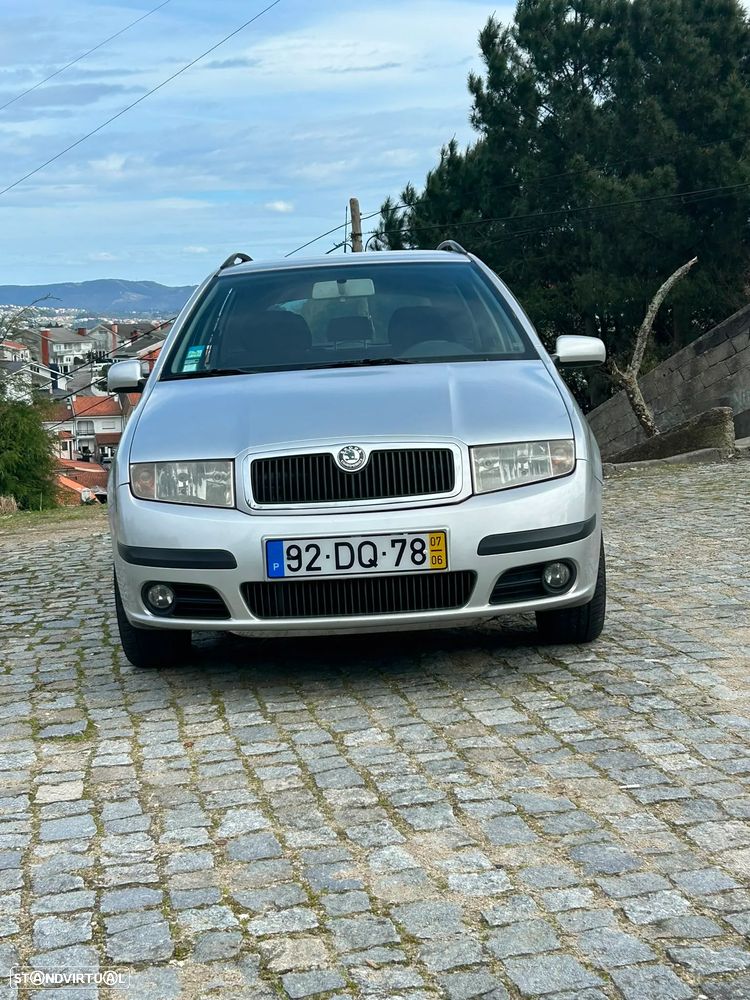 Skoda Fabia Break 1.2 Elegance - 2