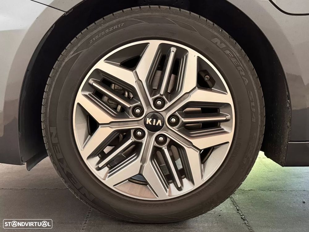 Kia Optima SW 2.0 CVVT PHEV - 11