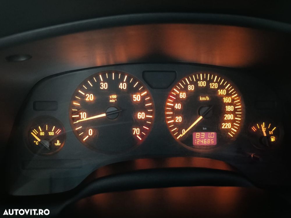 Opel Astra - 19