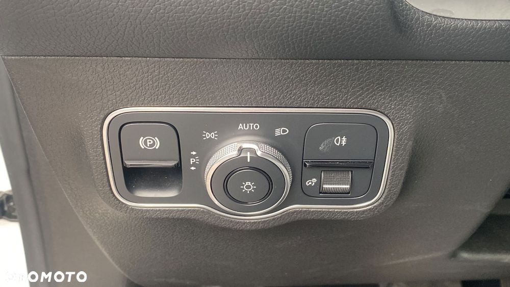 Mercedes-Benz GLB 200 d 8G-DCT - 23