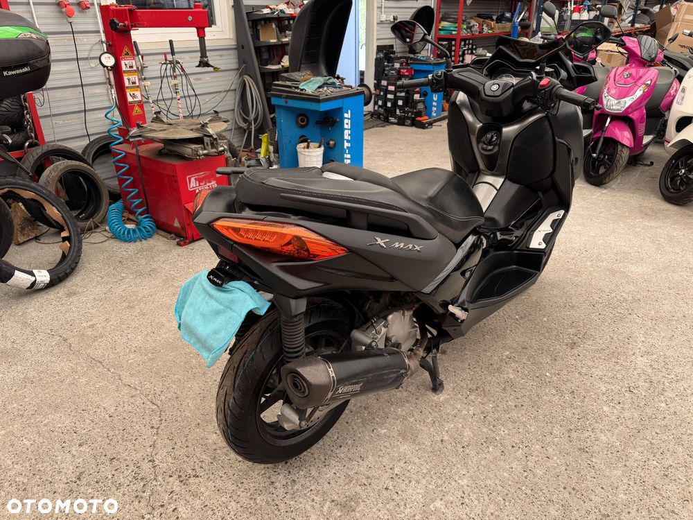 Yamaha X-max - 7
