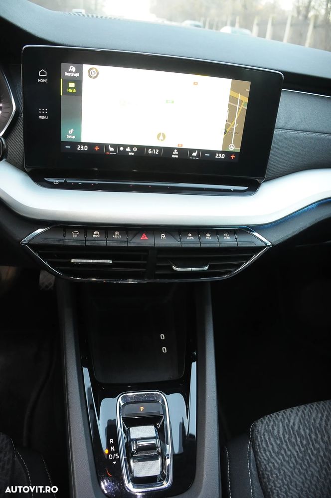 Skoda Octavia 2.0 TDI DSG Tour - 28