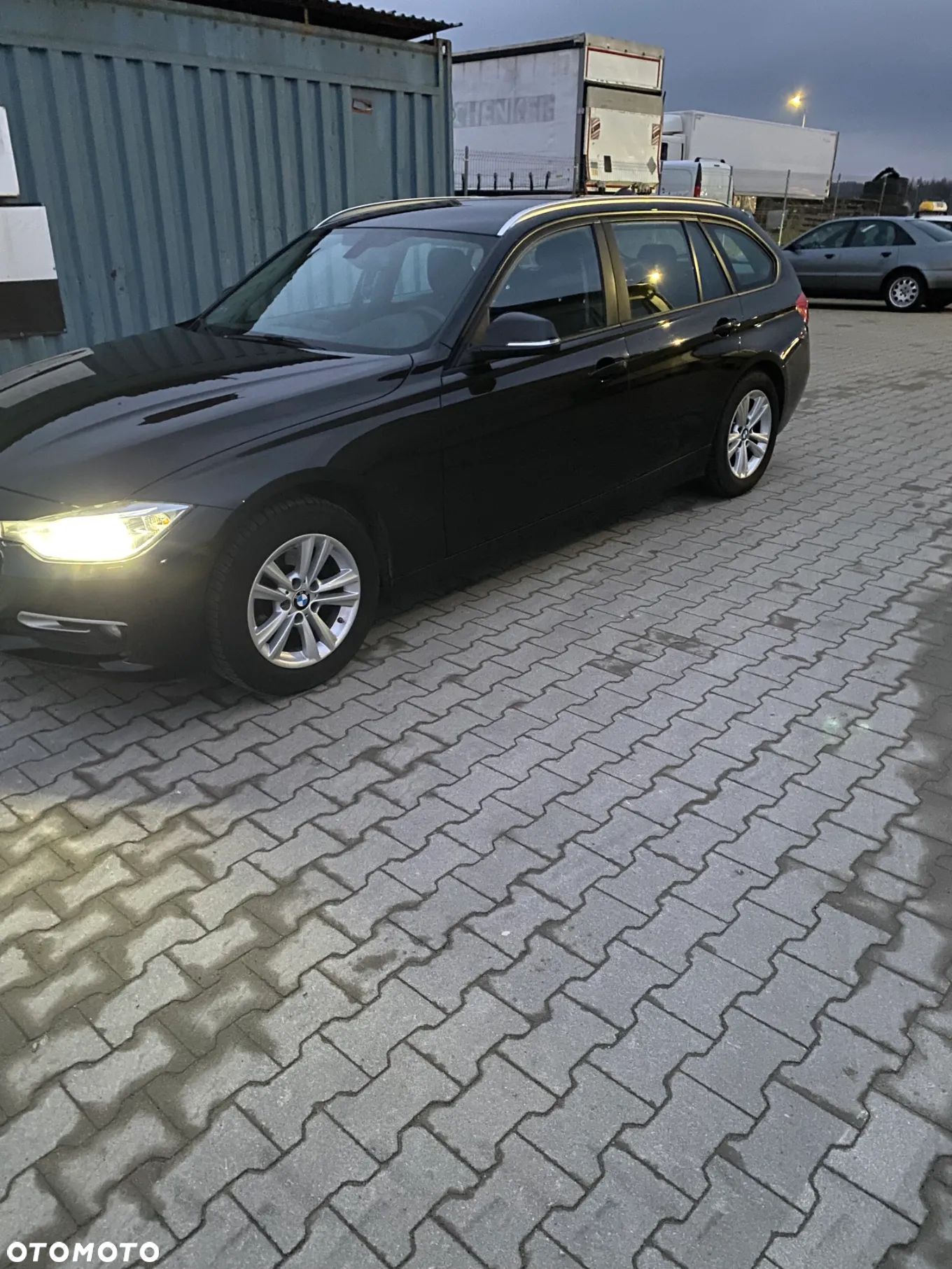 BMW Seria 3 318d Touring Modern Line - 1