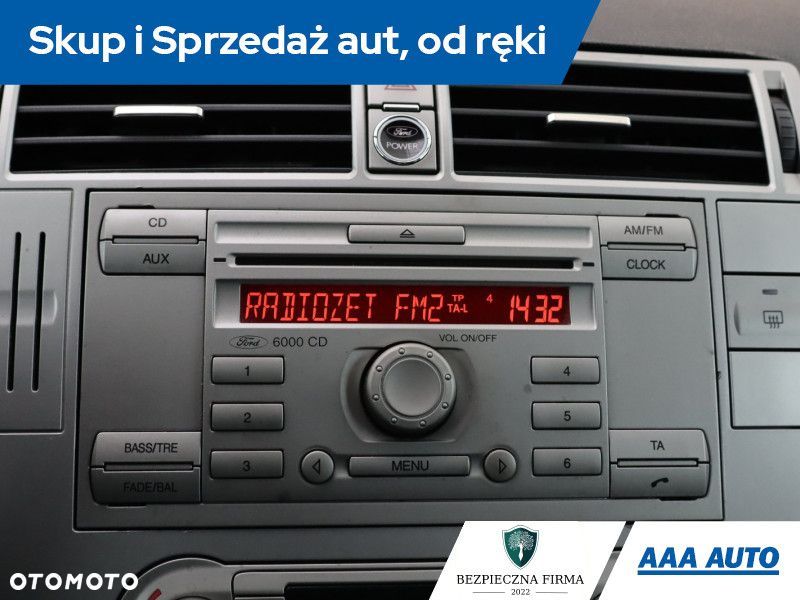 Ford Kuga - 15