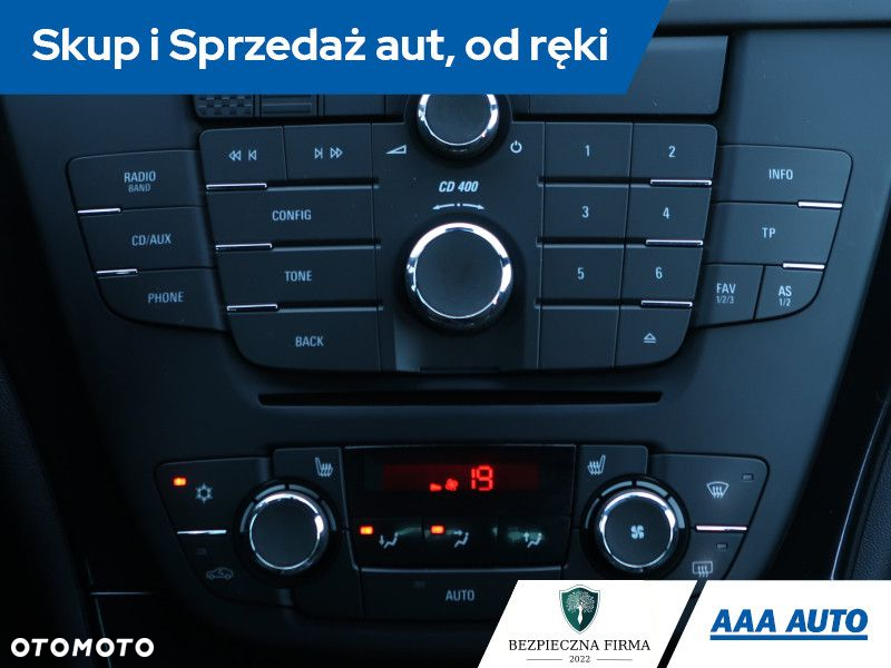 Opel Insignia - 14
