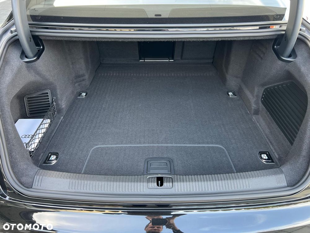 Audi A8 L 60 TFSI e Quattro Tiptronic - 29