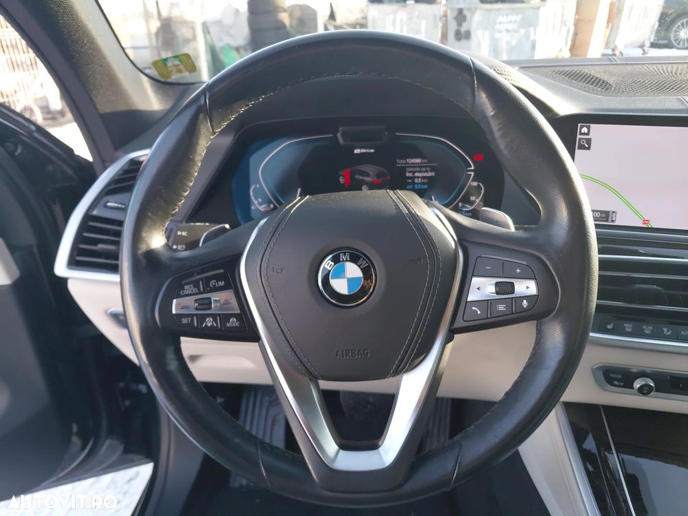BMW X5 xDrive45e xLine - 19