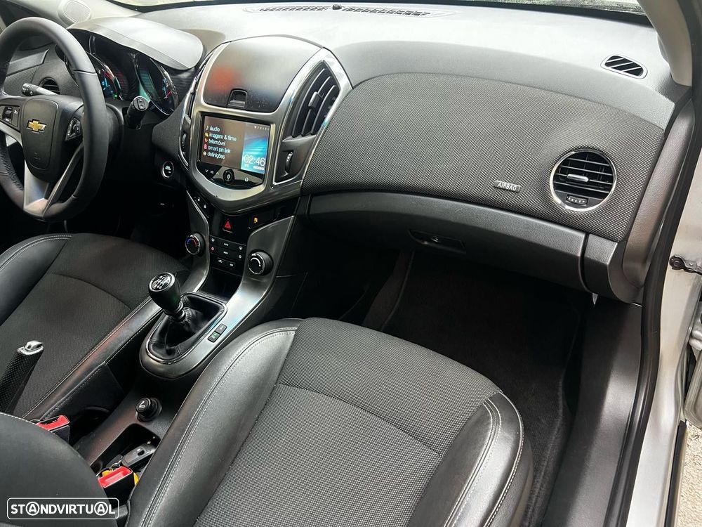 Chevrolet Cruze SW 1.7 VCDi LTZ - 14