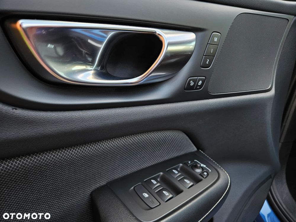 Volvo S60 B4 B R-Design - 20