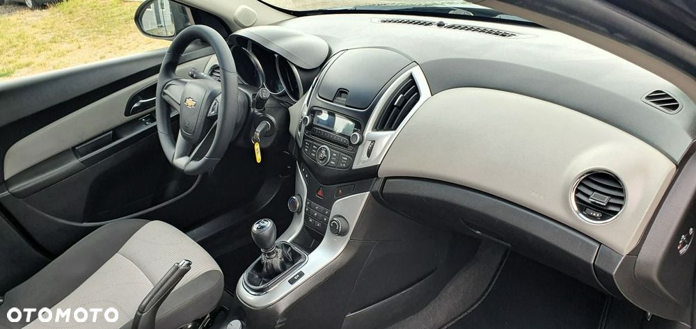 Chevrolet Cruze - 6