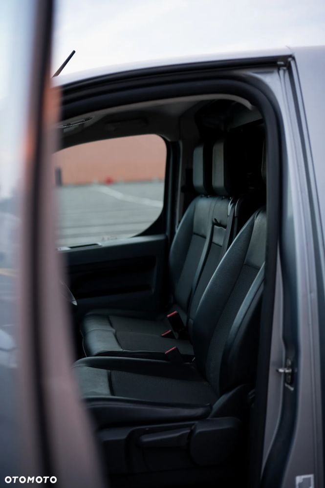 Opel Vivaro - 25
