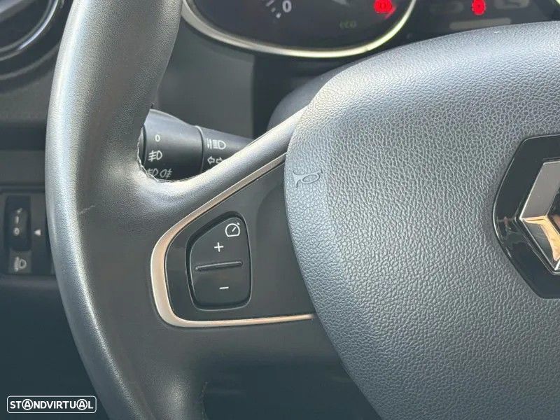 Renault Clio 0.9 TCe Limited - 11